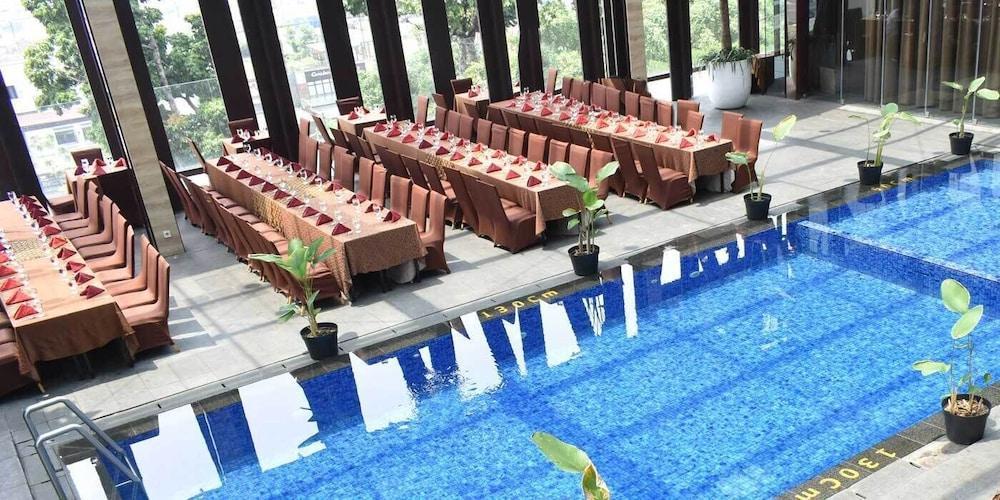 De Java Hotel Bandung Eksteriør billede